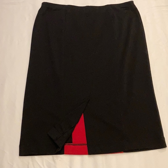 Worthington knit skirt. Size M - Picture 2 of 3